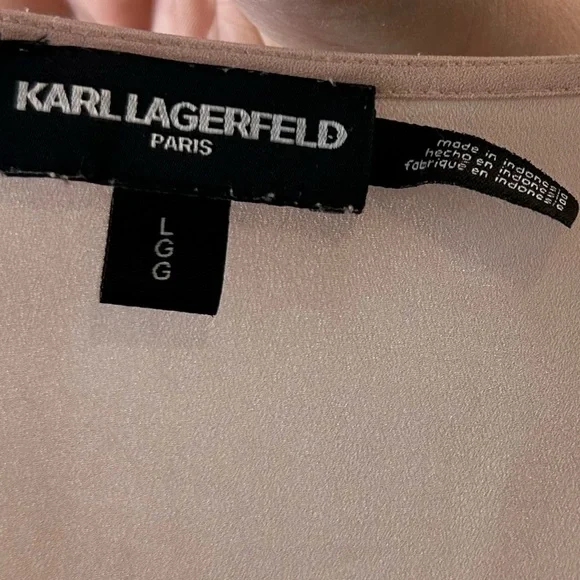 Karl Lagerfeld Blush Pearl Embellished Smocked Sleeve Top Women’s Size L - Picture 3 of 9